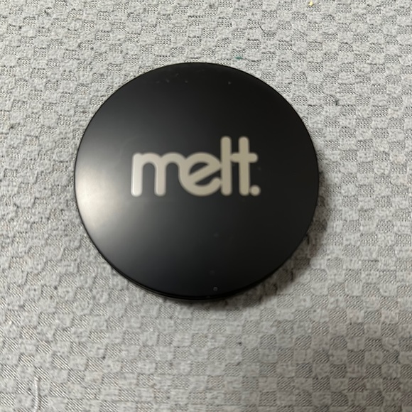 Melt cream blush - Picture 1 of 3